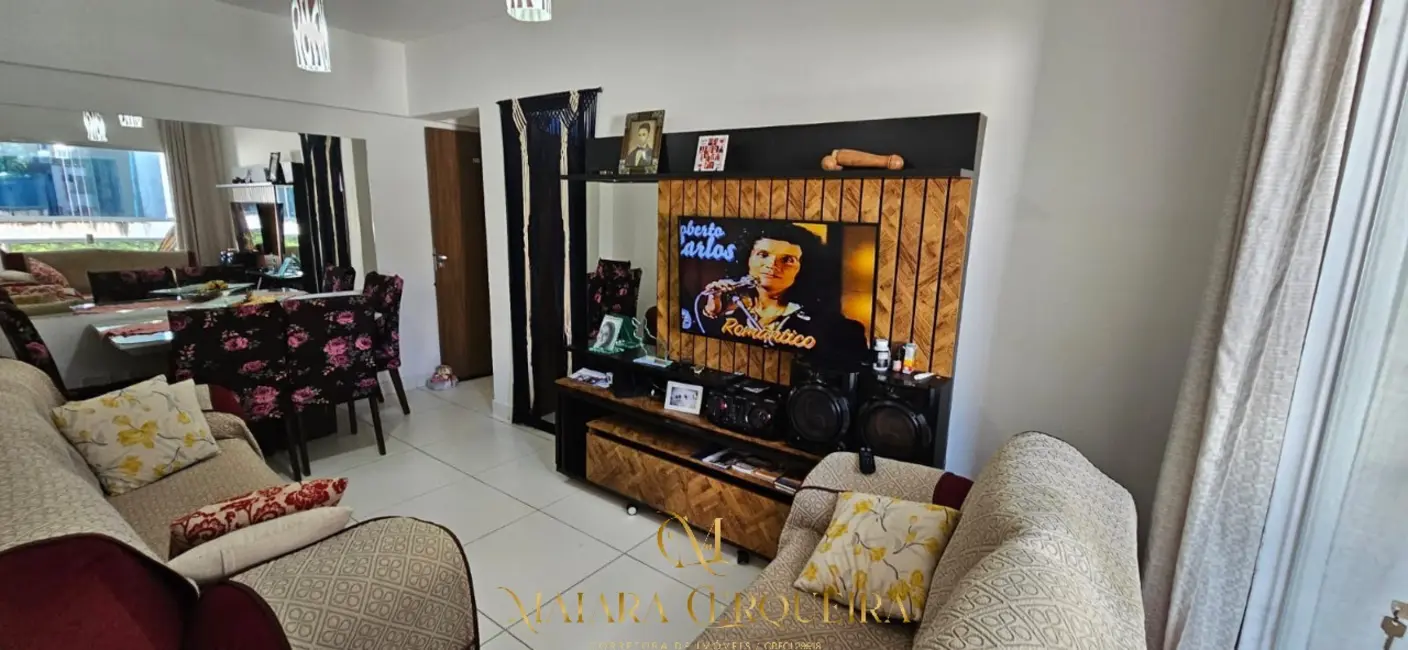 Foto 9 de Apartamento com 2 quartos à venda, 70m2 em Itapuã, Salvador - BA