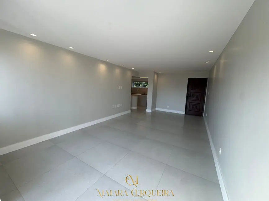 Apartamento com 3 quartos à venda, 110m2 em Garcia, Salvador - BA - imagem 1 Foto 1 de Apartamento com 3 quartos à venda, 110m2 em Garcia, Salvador - BA