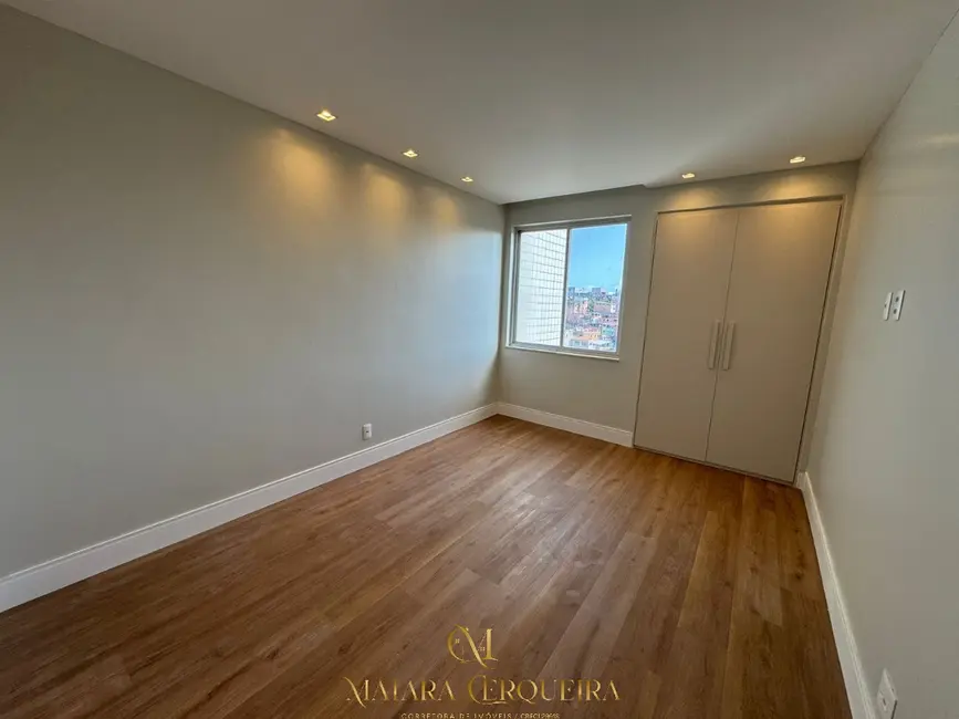 Apartamento com 3 quartos à venda, 110m2 em Garcia, Salvador - BA - imagem 9 Foto 9 de Apartamento com 3 quartos à venda, 110m2 em Garcia, Salvador - BA