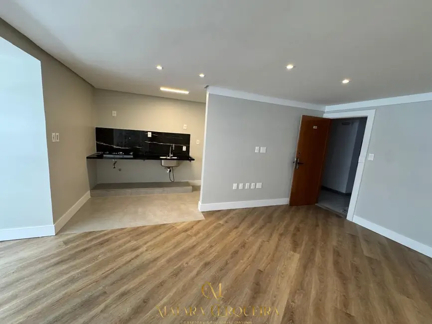 Apartamento com 2 quartos à venda e para alugar, 68m2 em Alphaville I, Salvador - BA - imagem 4 Foto 4 de Apartamento com 2 quartos à venda e para alugar, 68m2 em Alphaville I, Salvador - BA