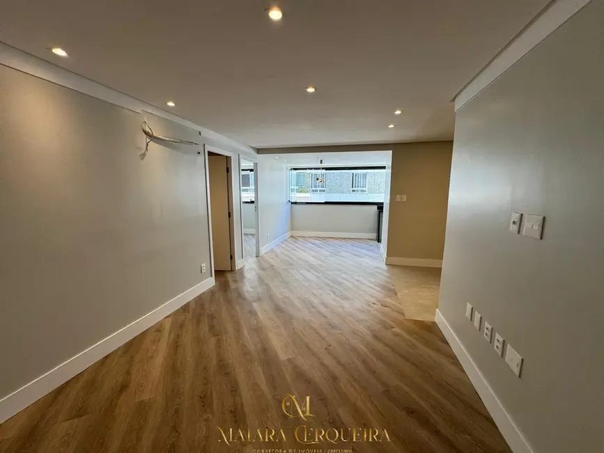 Apartamento com 2 quartos à venda e para alugar, 68m2 em Alphaville I, Salvador - BA - imagem 6 Foto 6 de Apartamento com 2 quartos à venda e para alugar, 68m2 em Alphaville I, Salvador - BA