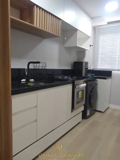 Foto 4 de Apartamento com 2 quartos à venda, 42m2 em Piatã, Salvador - BA