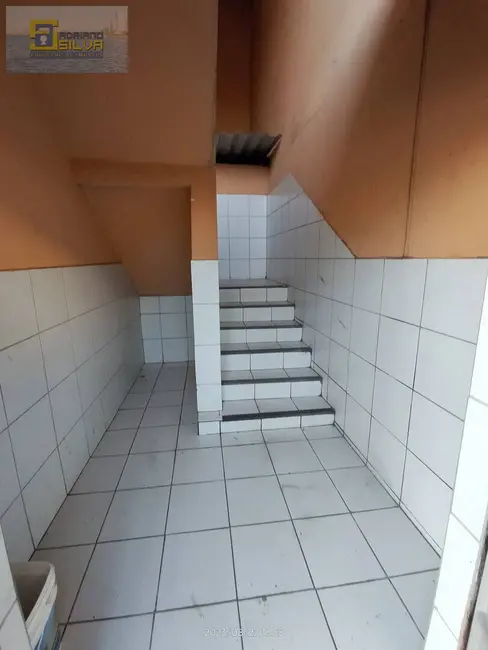 Foto 2 de Kitnet com 1 quarto para alugar, 20m2 em Parque Araxá, Fortaleza - CE