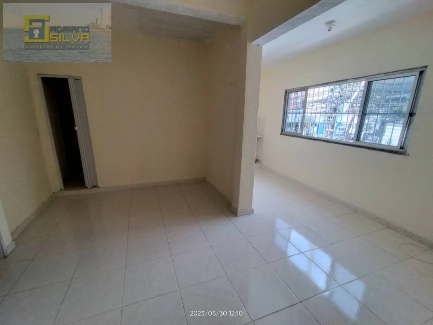 Foto 5 de Kitnet com 1 quarto para alugar, 30m2 em Centro, Fortaleza - CE