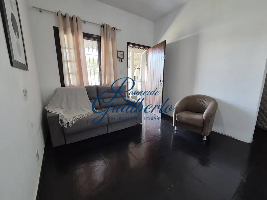 Casa com 3 quartos à venda, 84m2 em Praia das Palmeiras, Caraguatatuba - SP - imagem 5 Foto 5 de Casa com 3 quartos à venda, 84m2 em Praia das Palmeiras, Caraguatatuba - SP