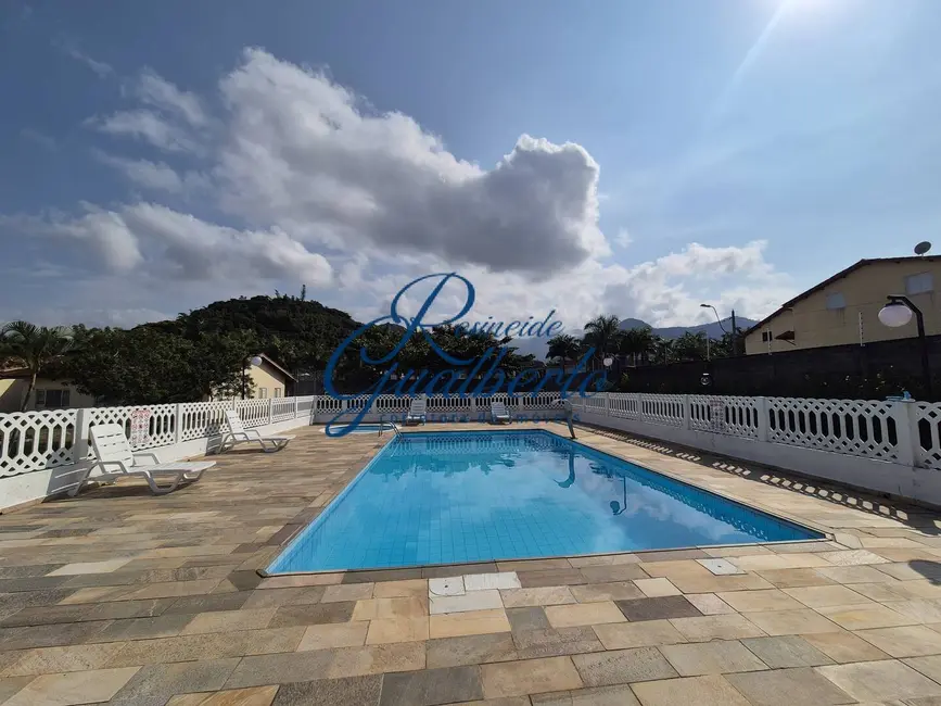 Foto 1 de Casa com 2 quartos à venda, 56m2 em Martim de Sá, Caraguatatuba - SP