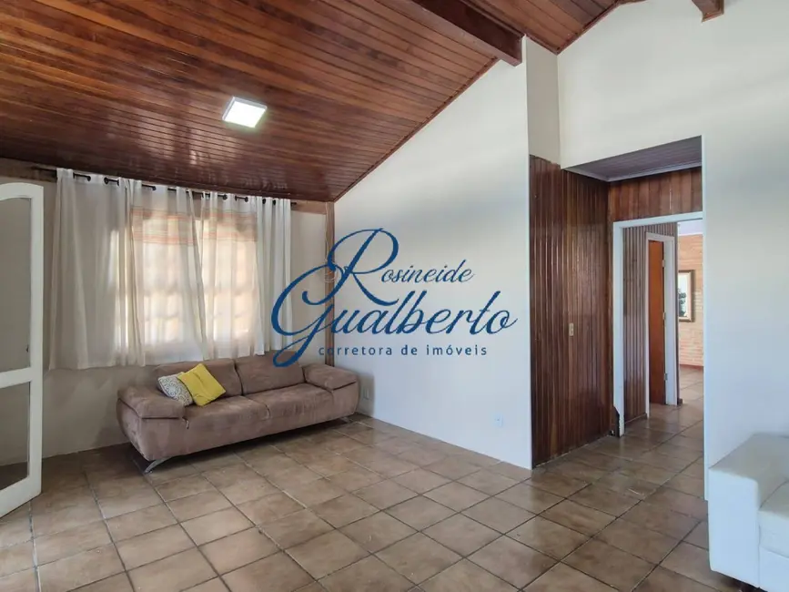 Foto 6 de Casa com 4 quartos à venda e para alugar, 236m2 em Indaiá, Caraguatatuba - SP