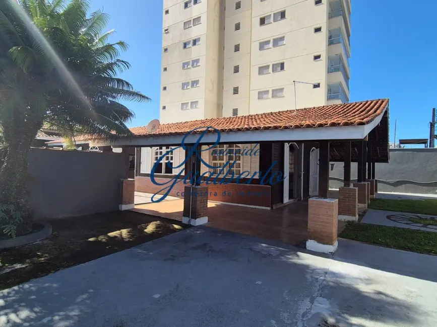 Foto 2 de Casa com 4 quartos à venda e para alugar, 236m2 em Indaiá, Caraguatatuba - SP