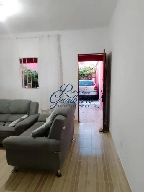 Sobrado com 3 quartos à venda, 151m2 em Jardim Tarumãs, Caraguatatuba - SP - imagem 4 Foto 4 de Sobrado com 3 quartos à venda, 151m2 em Jardim Tarumãs, Caraguatatuba - SP