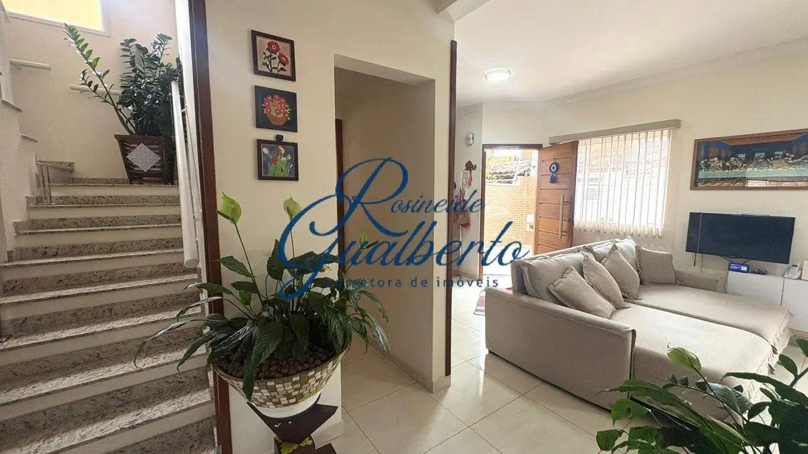 Casa com 3 quartos à venda, 126m2 em Praia das Palmeiras, Caraguatatuba - SP - imagem 1 Foto 1 de Casa com 3 quartos à venda, 126m2 em Praia das Palmeiras, Caraguatatuba - SP