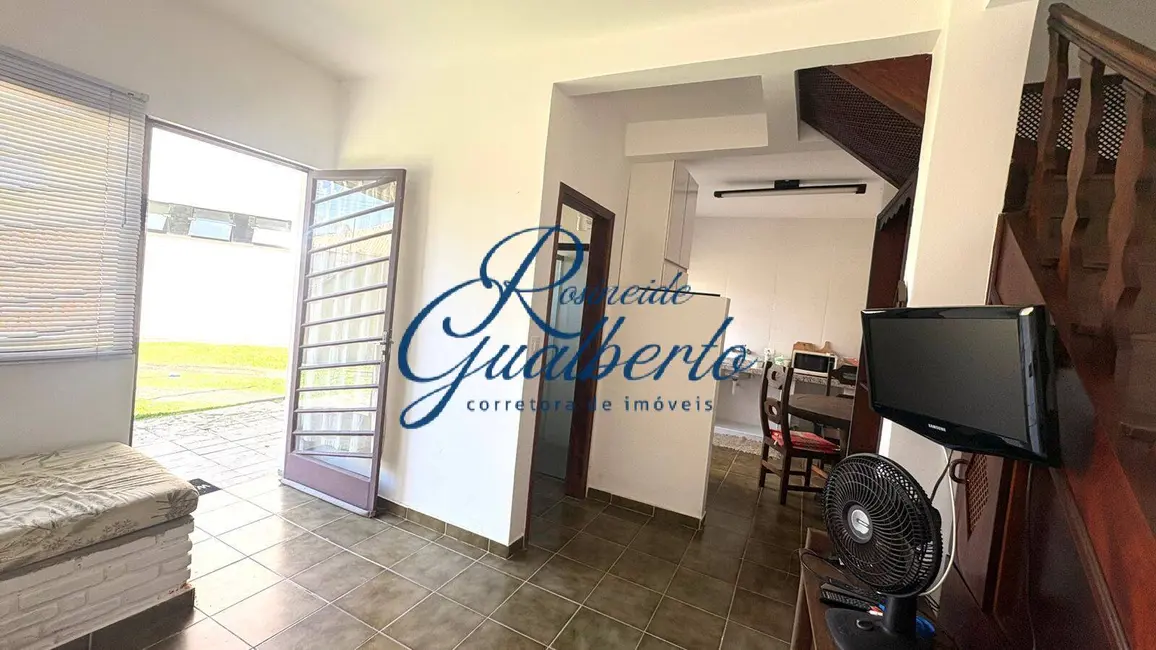 Foto 4 de Sobrado com 2 quartos à venda e para alugar em Martim de Sá, Caraguatatuba - SP