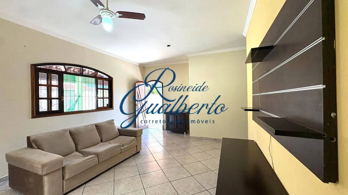 Foto 9 de Casa com 4 quartos à venda e para alugar, 200m2 em Parque Balneário Poiares, Caraguatatuba - SP