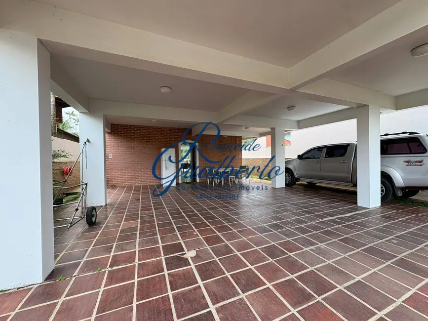 Casa com 5 quartos à venda, 352m2 em Ubatuba - SP - imagem 2 Foto 2 de Casa com 5 quartos à venda, 352m2 em Ubatuba - SP