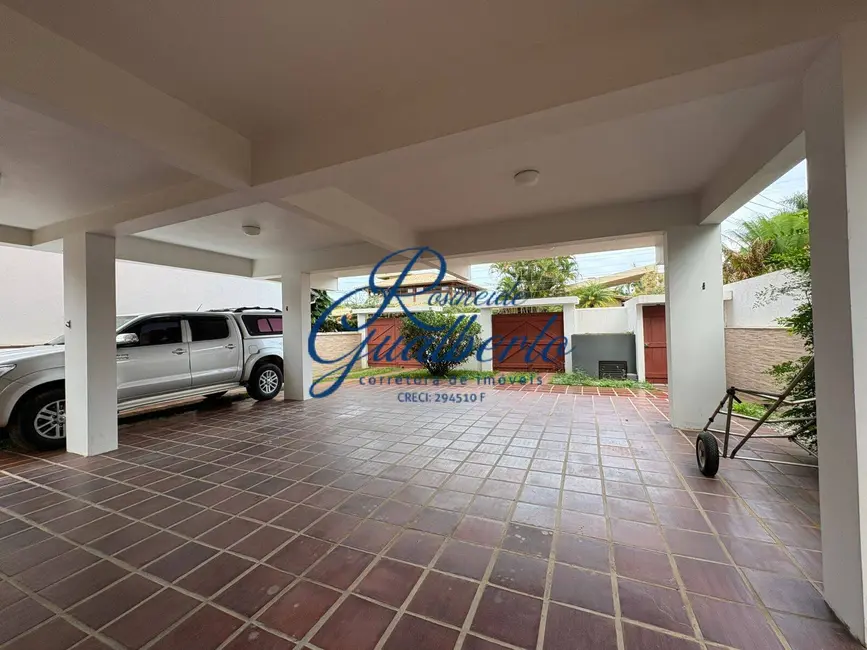 Casa com 5 quartos à venda, 352m2 em Ubatuba - SP - imagem 3 Foto 3 de Casa com 5 quartos à venda, 352m2 em Ubatuba - SP