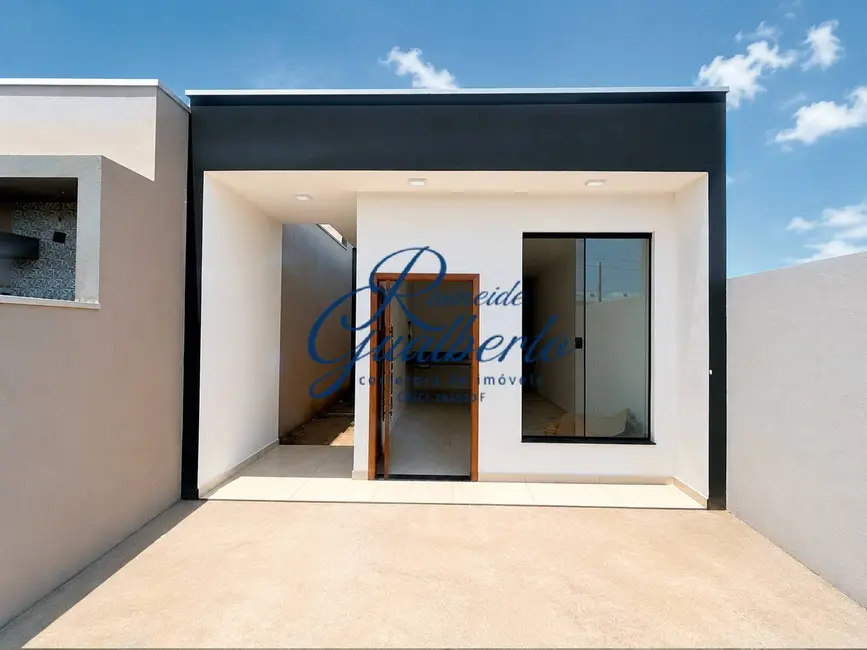 Foto 1 de Casa com 2 quartos à venda, 174m2 em Balneário dos Golfinhos, Caraguatatuba - SP