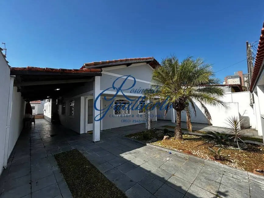 Foto 2 de Casa com 4 quartos à venda e para alugar, 360m2 em Jardim Britânia, Caraguatatuba - SP