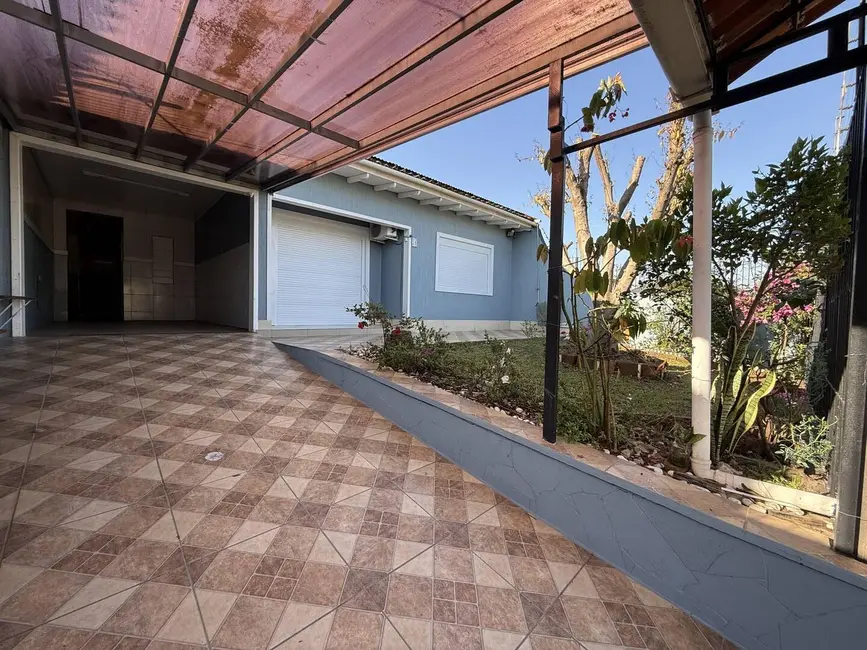 Foto 1 de Casa com 2 quartos à venda, 154m2 em Vargas, Sapucaia Do Sul - RS