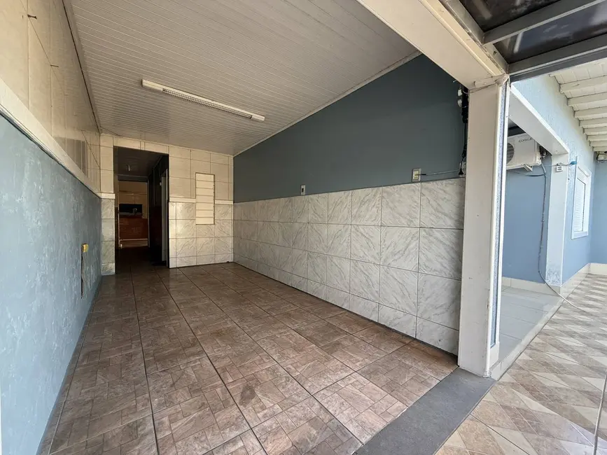 Foto 3 de Casa com 2 quartos à venda, 154m2 em Vargas, Sapucaia Do Sul - RS
