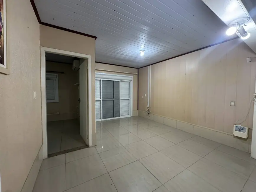Foto 8 de Casa com 2 quartos à venda, 154m2 em Vargas, Sapucaia Do Sul - RS