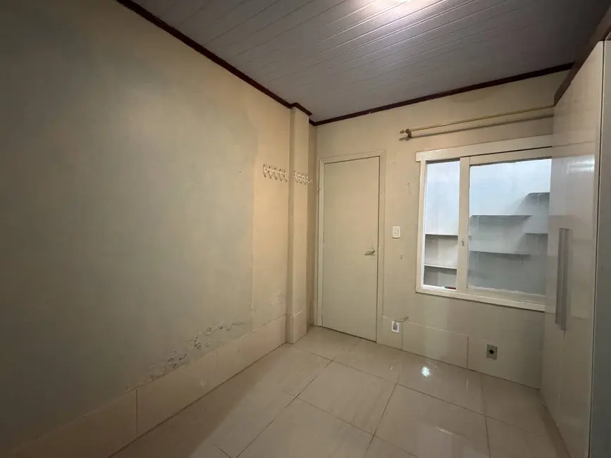 Foto 6 de Casa com 2 quartos à venda, 154m2 em Vargas, Sapucaia Do Sul - RS