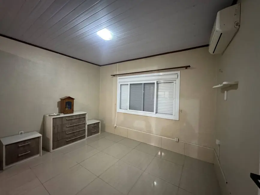 Foto 7 de Casa com 2 quartos à venda, 154m2 em Vargas, Sapucaia Do Sul - RS