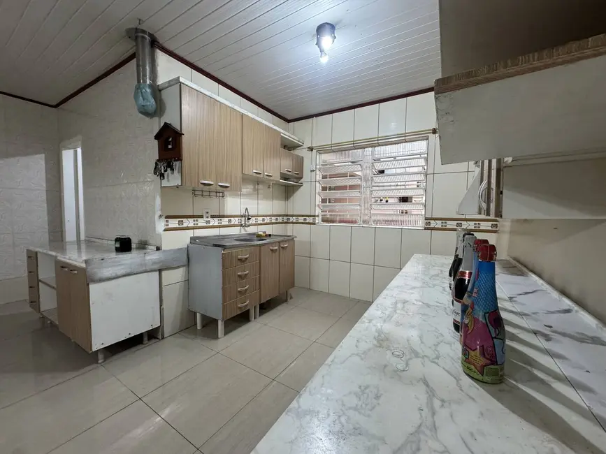 Foto 9 de Casa com 2 quartos à venda, 154m2 em Vargas, Sapucaia Do Sul - RS