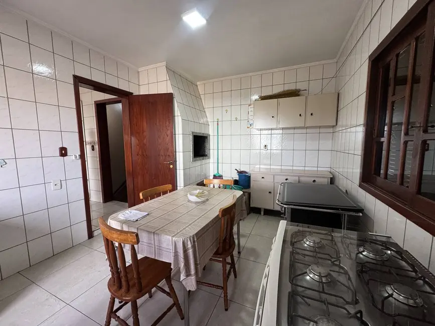 Foto 6 de Casa com 3 quartos à venda, 252m2 em Camboim, Sapucaia Do Sul - RS