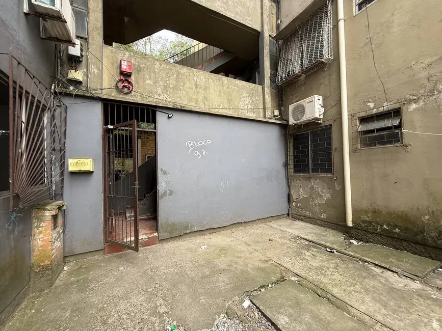 Foto 1 de Apartamento com 2 quartos à venda, 34m2 em COHAB, Sapucaia Do Sul - RS