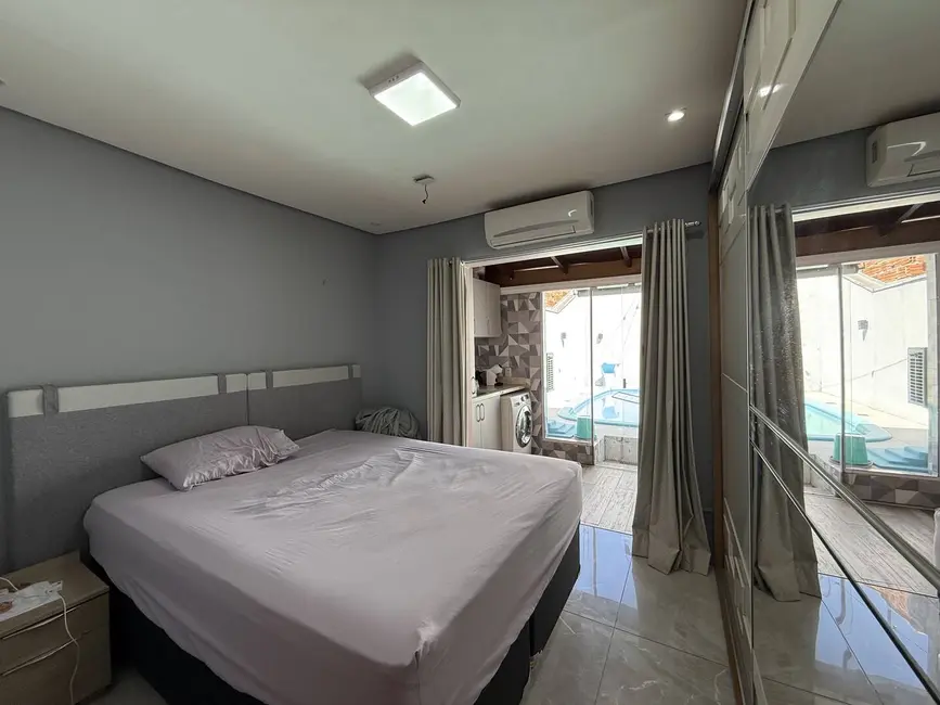 Casa com 2 quartos à venda, 120m2 em Campestre, Sao Leopoldo - RS - imagem 5 Foto 5 de Casa com 2 quartos à venda, 120m2 em Campestre, Sao Leopoldo - RS