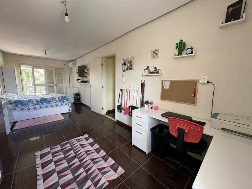 Foto 7 de Casa com 4 quartos à venda, 243m2 em Vargas, Sapucaia Do Sul - RS