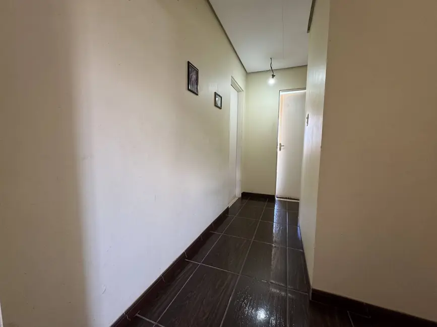 Foto 4 de Casa com 4 quartos à venda, 243m2 em Vargas, Sapucaia Do Sul - RS