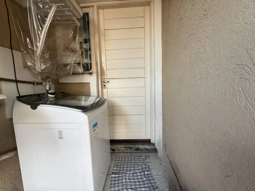 Foto 8 de Casa com 2 quartos à venda, 90m2 em Lomba da Palmeira, Sapucaia Do Sul - RS