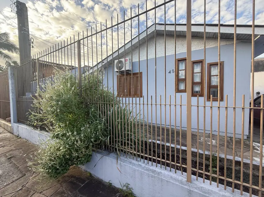 Foto 3 de Casa com 3 quartos à venda, 155m2 em COHAB, Sapucaia Do Sul - RS