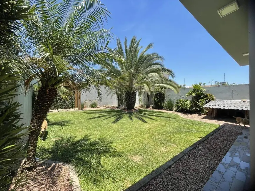 Foto 3 de Casa com 2 quartos à venda, 100m2 em Vargas, Sapucaia Do Sul - RS