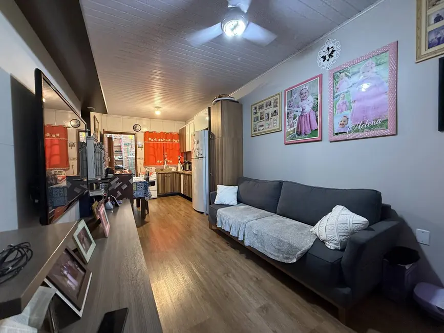 Foto 8 de Casa com 2 quartos à venda, 65m2 em Pasqualini, Sapucaia Do Sul - RS