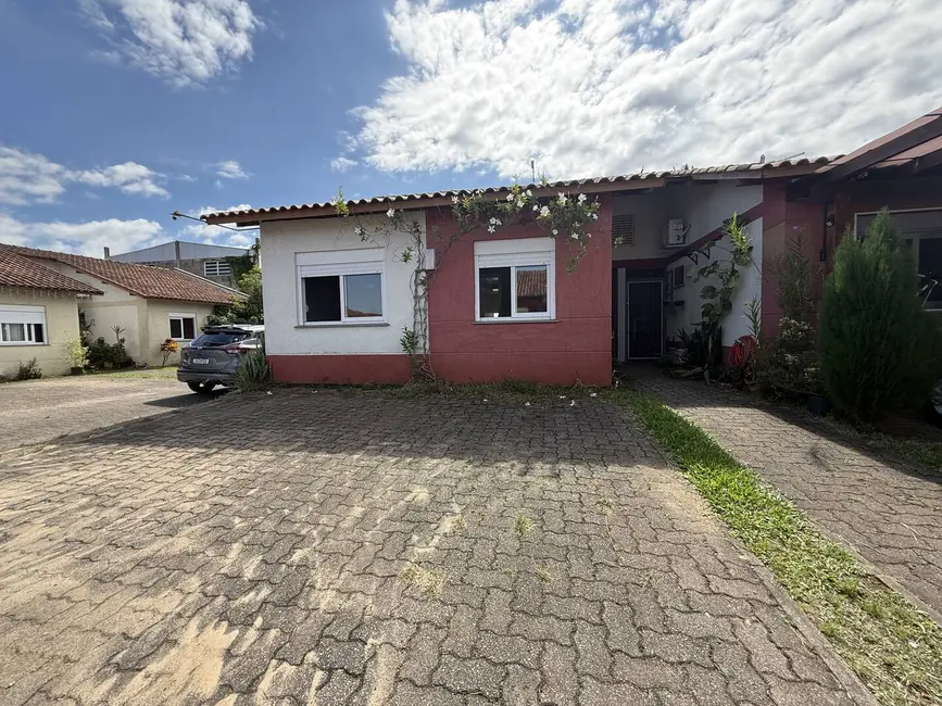 Foto 3 de Casa com 3 quartos à venda, 124m2 em Olaria, Canoas - RS