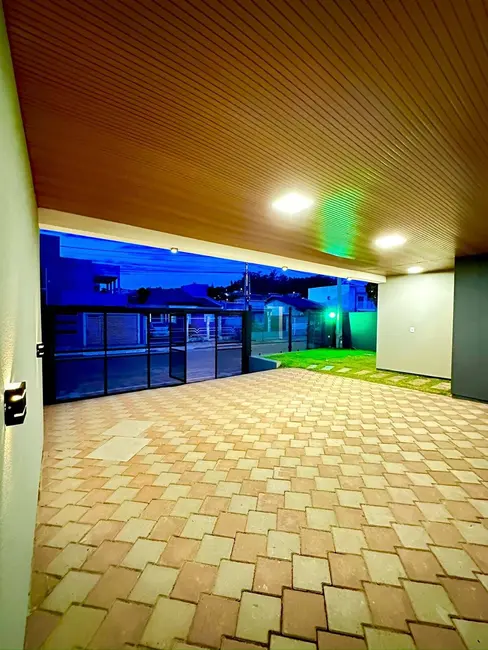 Foto 2 de Casa com 3 quartos à venda, 145m2 em Ipiranga, Sapucaia Do Sul - RS