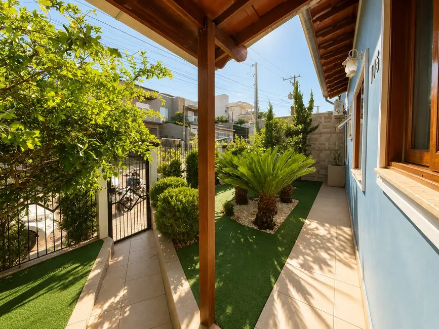 Foto 2 de Casa com 3 quartos à venda, 93m2 em Freitas, Sapucaia Do Sul - RS