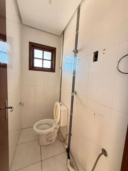 Casa com 3 quartos à venda, 88m2 em Vargas, Sapucaia Do Sul - RS - imagem 4 Foto 4 de Casa com 3 quartos à venda, 88m2 em Vargas, Sapucaia Do Sul - RS