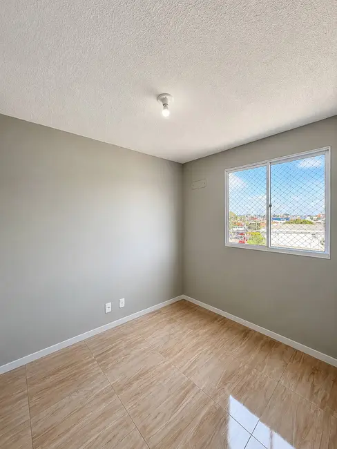 Foto 4 de Apartamento com 2 quartos à venda, 40m2 em Camboim, Sapucaia Do Sul - RS