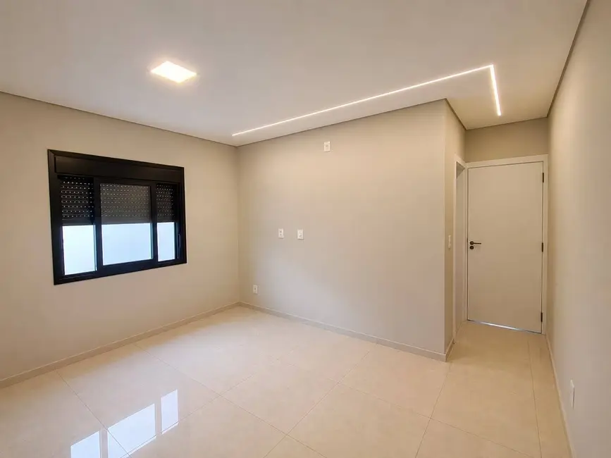 Foto 4 de Casa com 2 quartos à venda, 70m2 em Vargas, Sapucaia Do Sul - RS