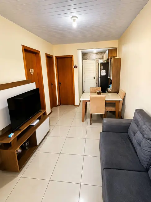 Foto 2 de Casa com 2 quartos à venda, 40m2 em Três Marias, Esteio - RS