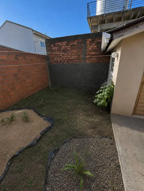 Foto 6 de Casa com 2 quartos à venda, 40m2 em Três Marias, Esteio - RS