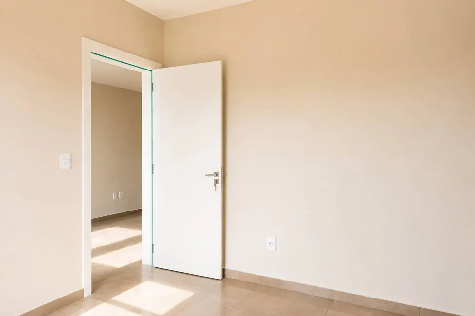 Foto 5 de Casa com 2 quartos à venda, 54m2 em Vargas, Sapucaia Do Sul - RS