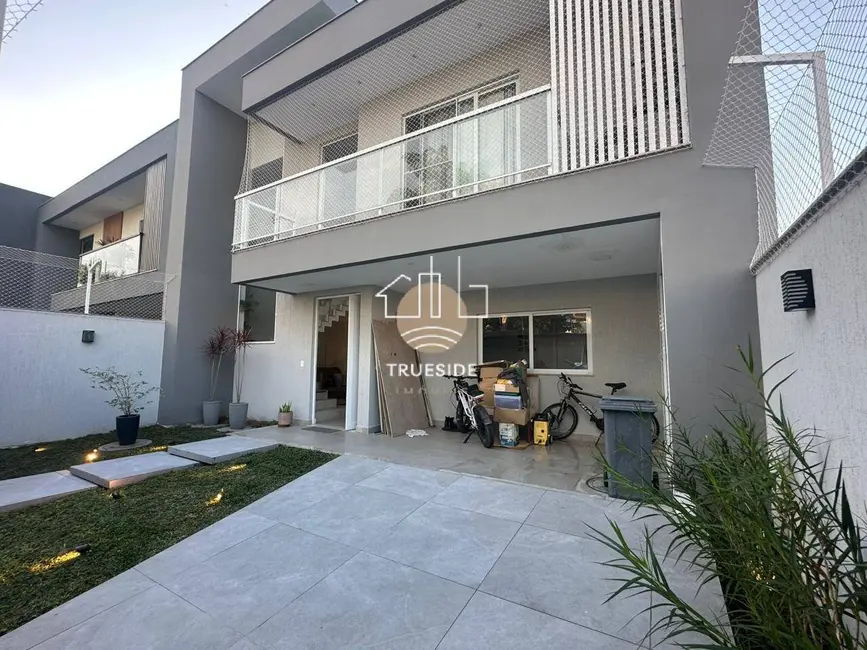 Foto 1 de Casa com 4 quartos à venda, 180m2 em Vargem Pequena, Rio De Janeiro - RJ