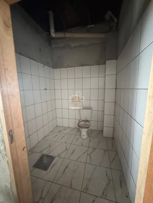 Armazém / Galpão para alugar, 350m2 em Rio De Janeiro - RJ - imagem 5 Foto 5 de Armazém / Galpão para alugar, 350m2 em Rio De Janeiro - RJ