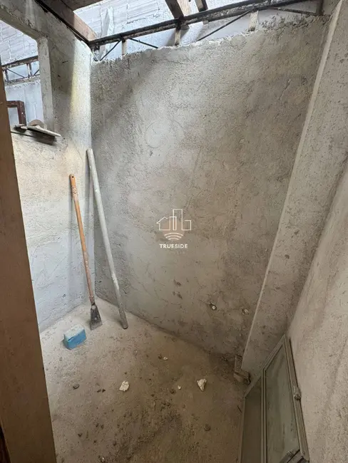 Armazém / Galpão para alugar, 350m2 em Rio De Janeiro - RJ - imagem 6 Foto 6 de Armazém / Galpão para alugar, 350m2 em Rio De Janeiro - RJ