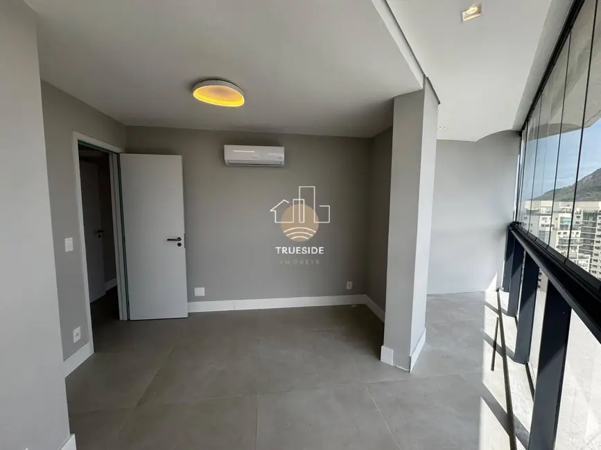 Apartamento com 2 quartos à venda, 178m2 em Recreio dos Bandeirantes, Rio De Janeiro - RJ - imagem 7 Foto 7 de Apartamento com 2 quartos à venda, 178m2 em Recreio dos Bandeirantes, Rio De Janeiro - RJ