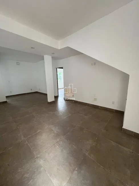Casa com 2 quartos para alugar, 150m2 em Rio De Janeiro - RJ - imagem 9 Foto 9 de Casa com 2 quartos para alugar, 150m2 em Rio De Janeiro - RJ