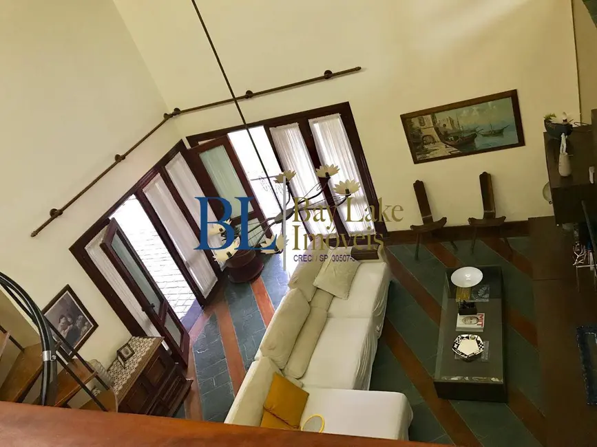 Foto 4 de Casa de Condomínio com 6 quartos à venda, 700m2 em Vila Pedroso, Aruja - SP